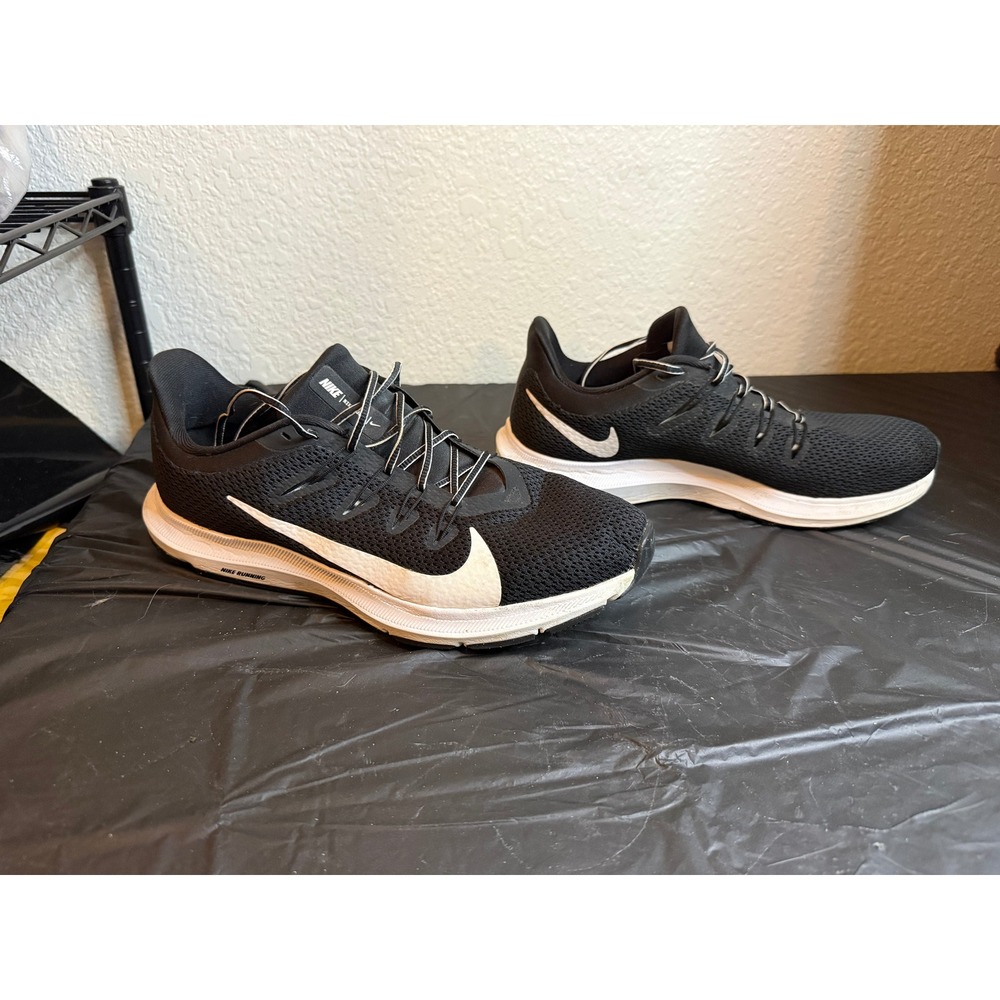 Nike Quest 2 Mens Running Shoes Black White CI3803-004 Size 9.5